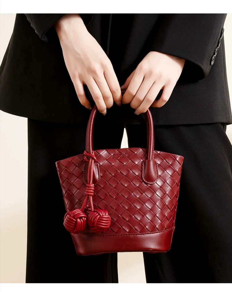 斜め掛けバッグ クーリエバッグ 肩掛 けカジュアル レディース パッチワーク ファー ボア 通勤 ミニトート キャメル