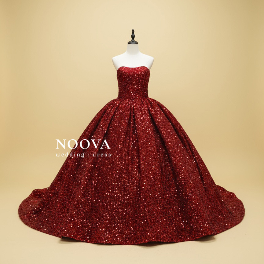 ブラック　かっこいいカラードレス　ラッフルスカート　高級サテン　お色直し　パーティードレス前撮りハートカップ　プリンセス