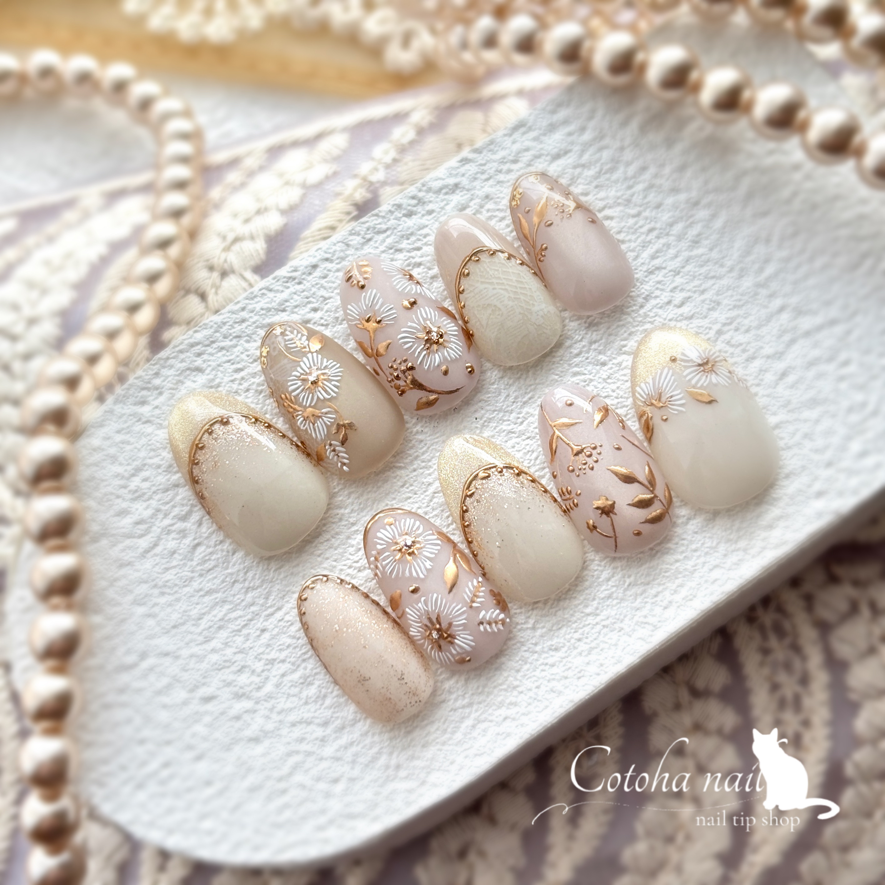 【華やか♡】刺繍クラシックネイル　結婚式　前撮り　ブライダル　卒業式　平爪