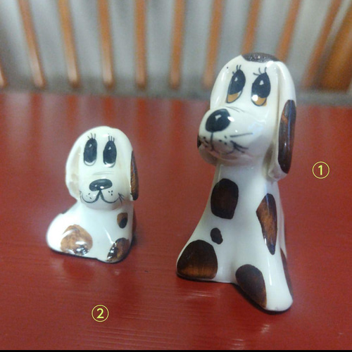 フィリップローレストンの動物フィギュア、ビンテージ作品、犬2匹