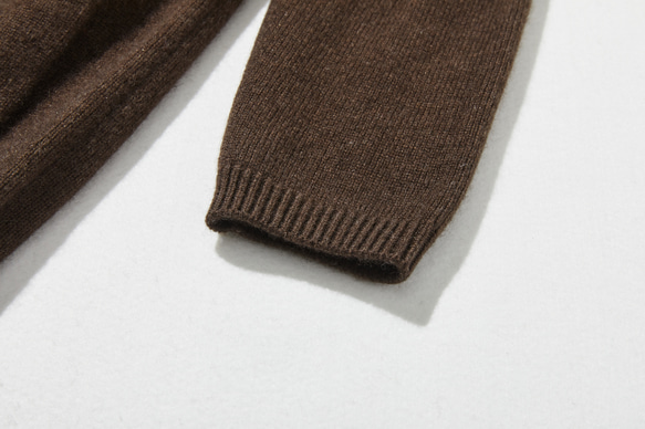 柔軟溫暖，適合各種體型。犛牛絨和美利奴羊毛長款開襟衫，棕色，251203-1 第6張的照片