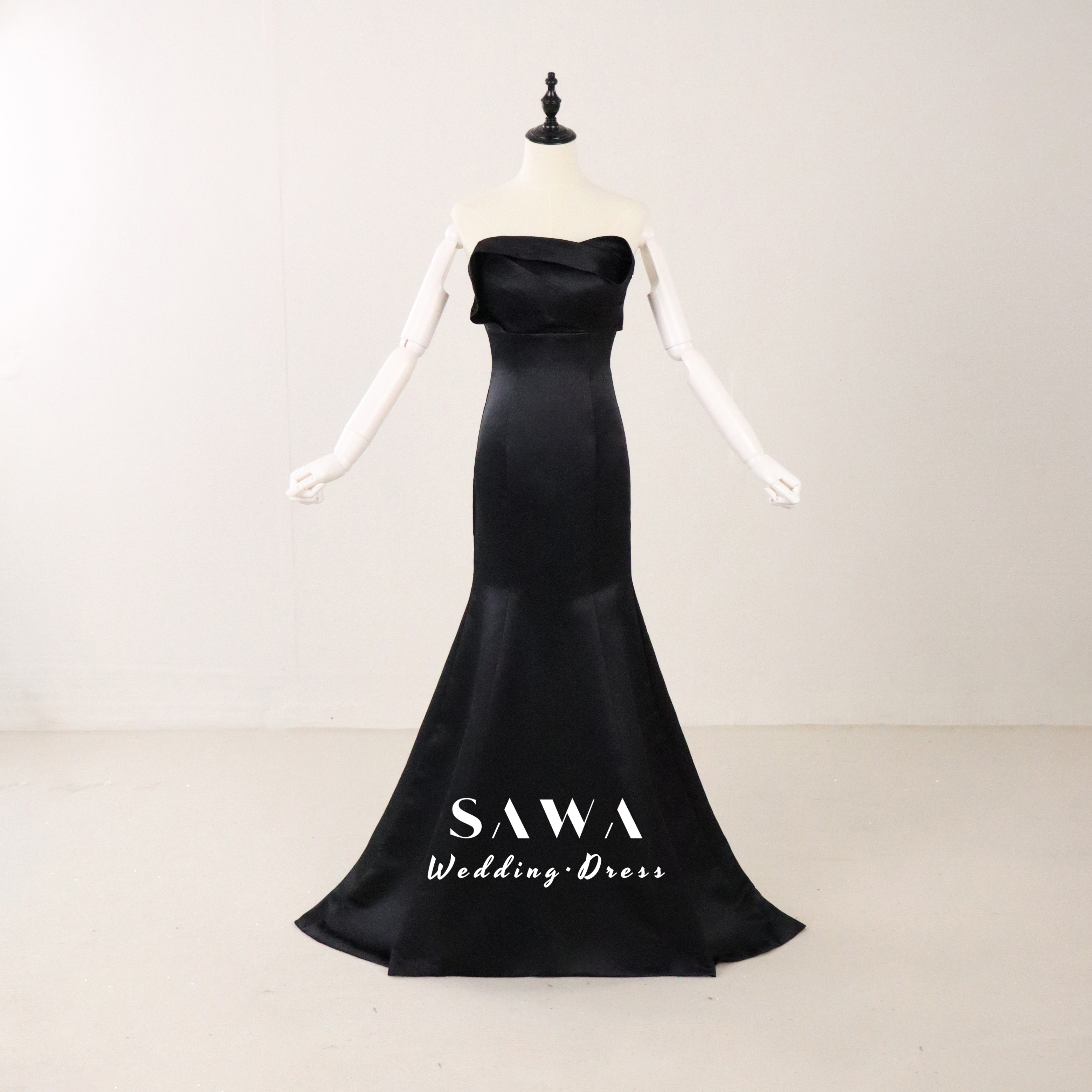 絶対後悔しない　ブラック黒　お色直し　高級感　バックリボン　チャック編み上げ　サイズオーダー可能　立体感　トレーン二次会