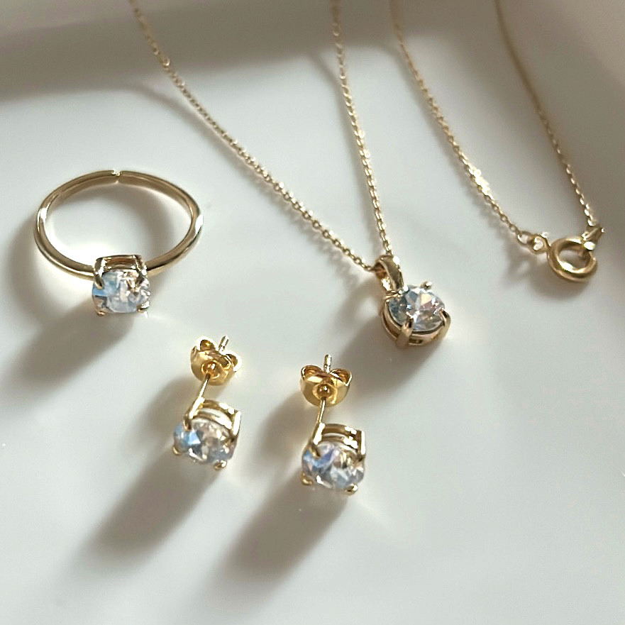 【3点セット】月の光 ピアス・ネックレス・リング11号(フリーサイズ)の特別セット　ニッケルフリー素材