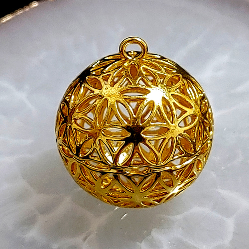 フラワーオブライフ チャーム ゴールド 金色 キーホルダー