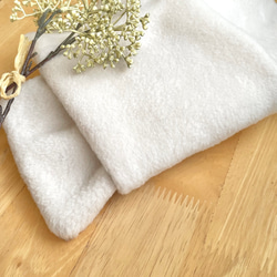 【新色】「シンプルが良い。」大人の上質&暖かフリース コンパクトマフラー(エクリュ) 4枚目の画像