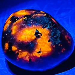 勇気を引き出す】虹入り レッド カルサイト ラフストーン 原石 方解石