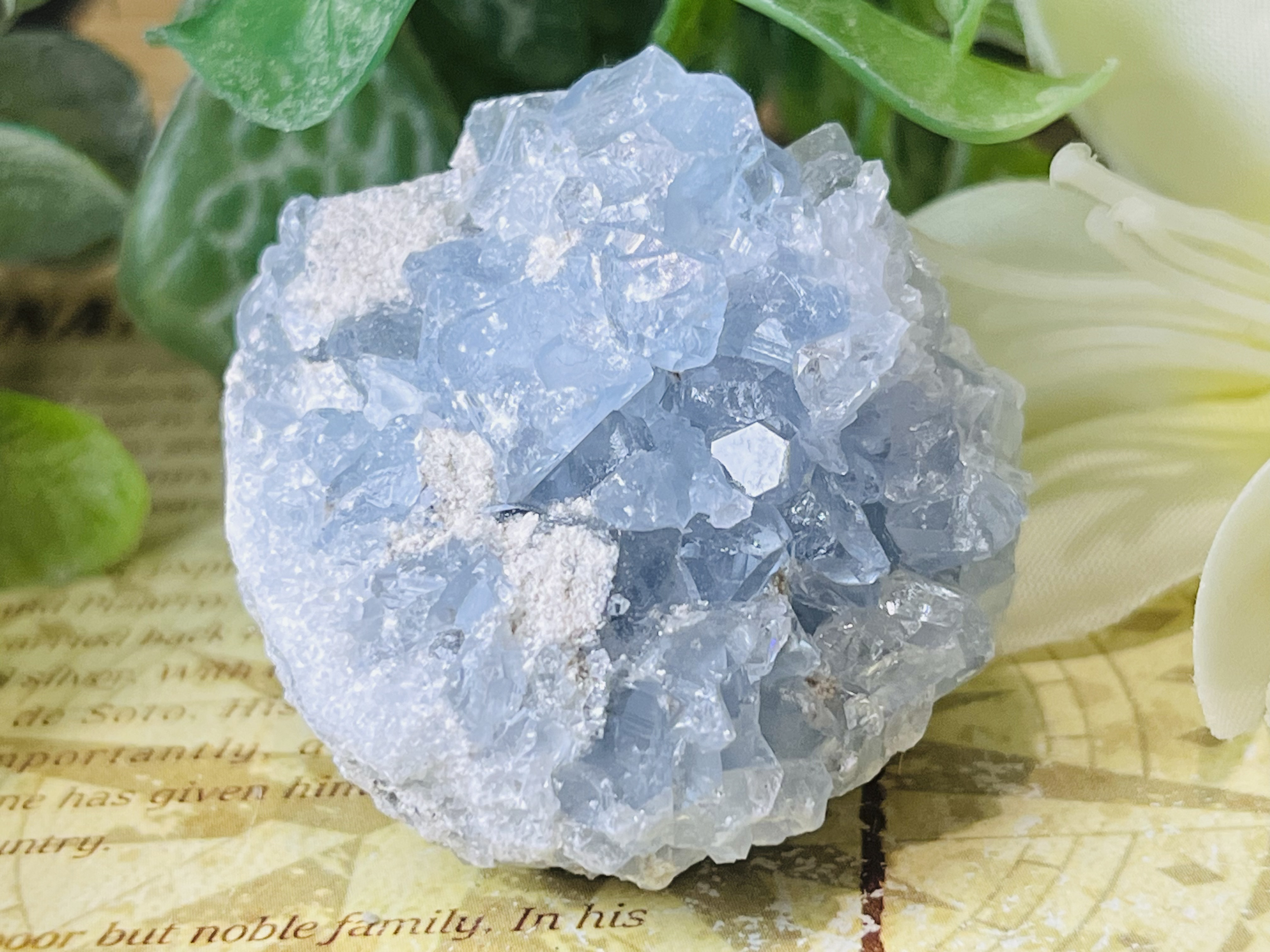 天使の石໒꒱✨　セレスタイト　天青石　クラスター　原石　ラフストーン