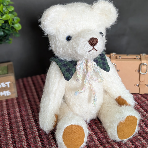 くまのぬいぐるみ ふわふわ純白モヘアくまさん＊ドイツ製生地の