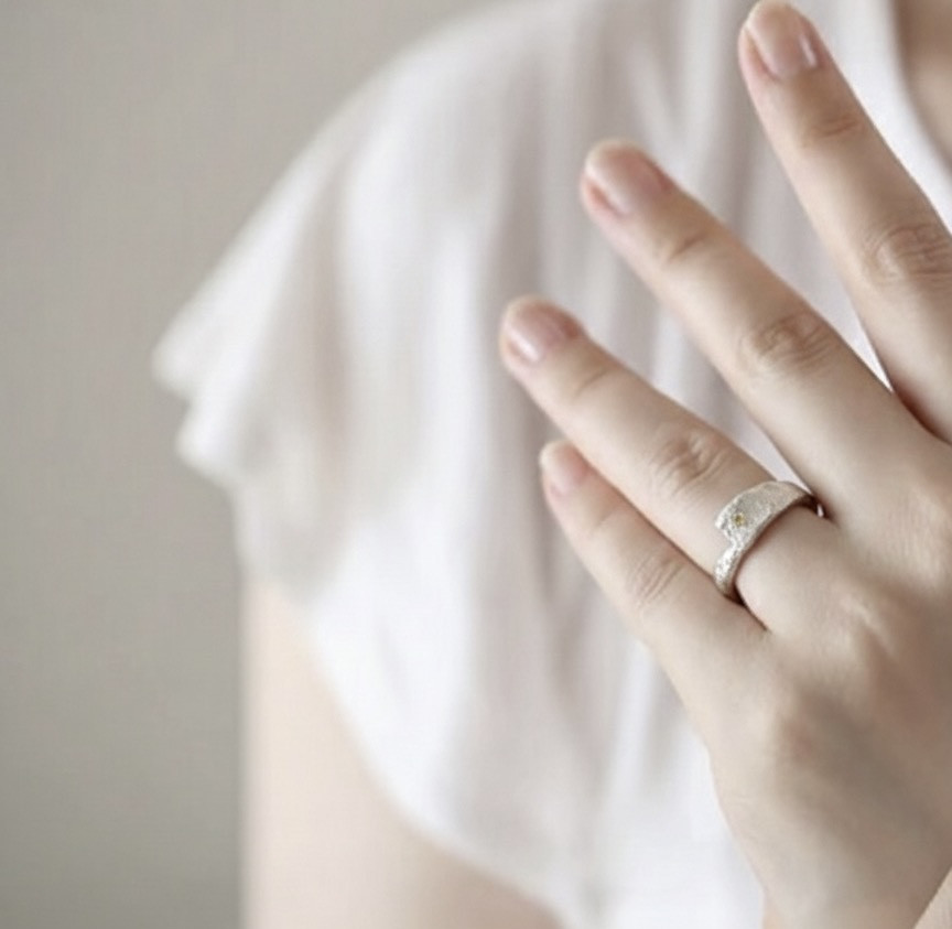 リング「triangle」tin zirconia