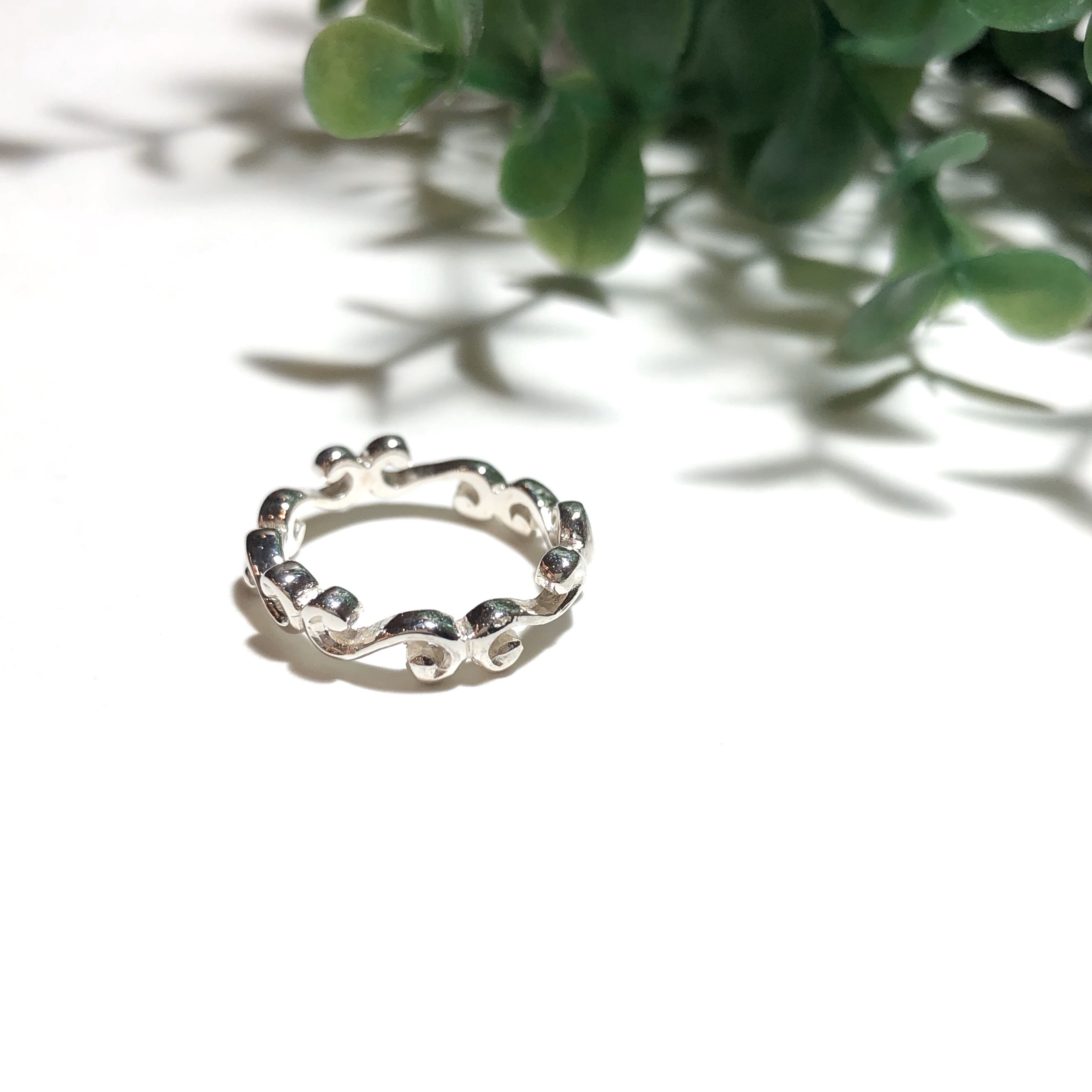 PinkySize 純銀製＊スリム唐草調デザインピンキーリング