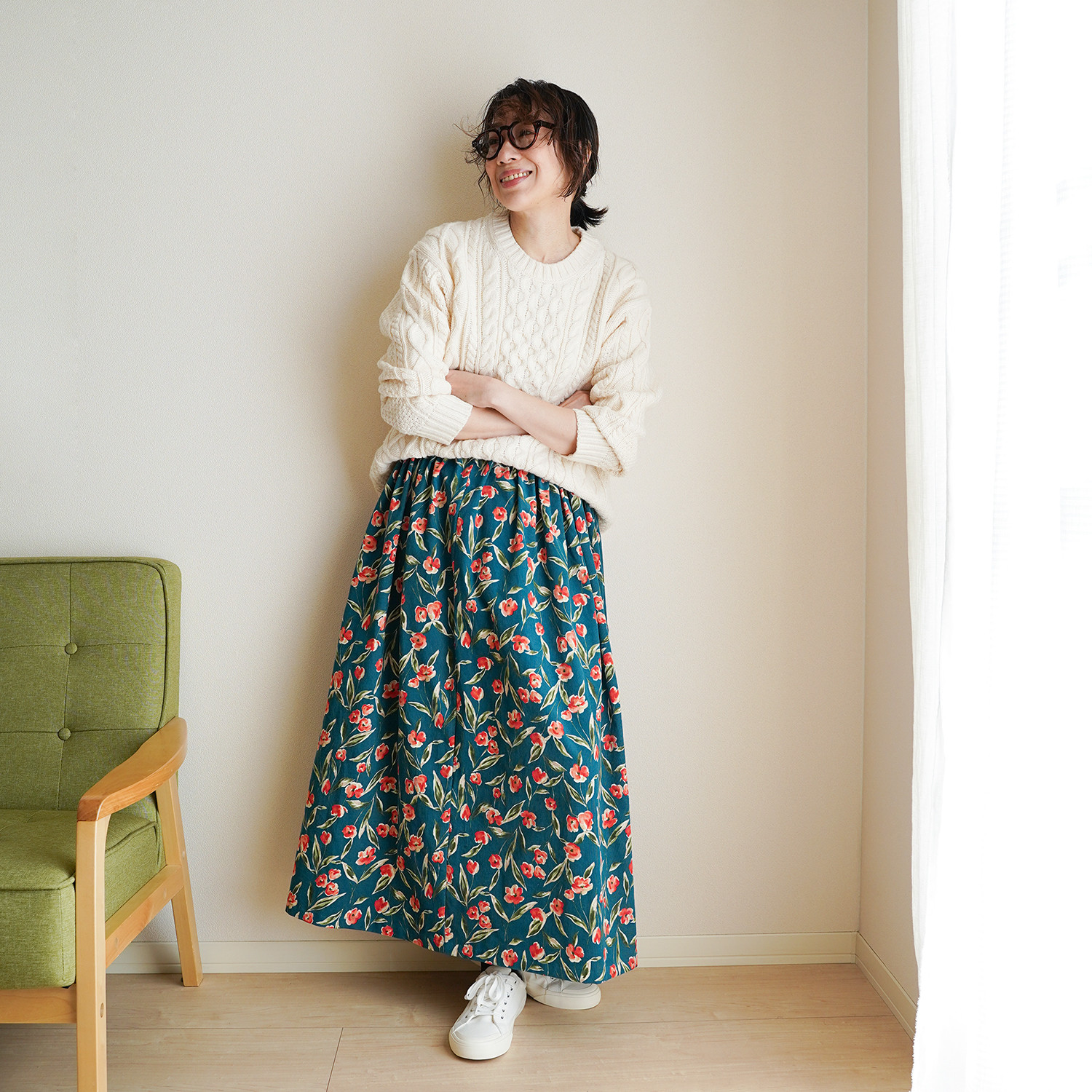 ギャザーフレアスカート | レトログリーン×レッド 水彩花柄 | 総丈85cm | 綿100%