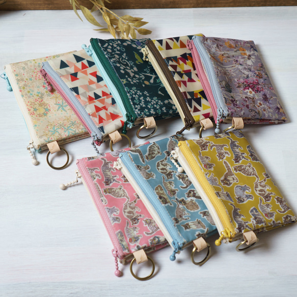 【受注制作】ダブルカードポーチ Strawberry Thief（ストロベリー・シーフ）ブラウン　リバティラミネート生地 12枚目の画像