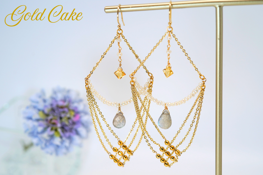 ベビーパールとラブラドライトのテイアードピアス