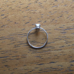 （獨一無二，925銀）寶石級刻面彩虹月光石銀戒指（6 x 4 毫米，13 號） 第5張的照片