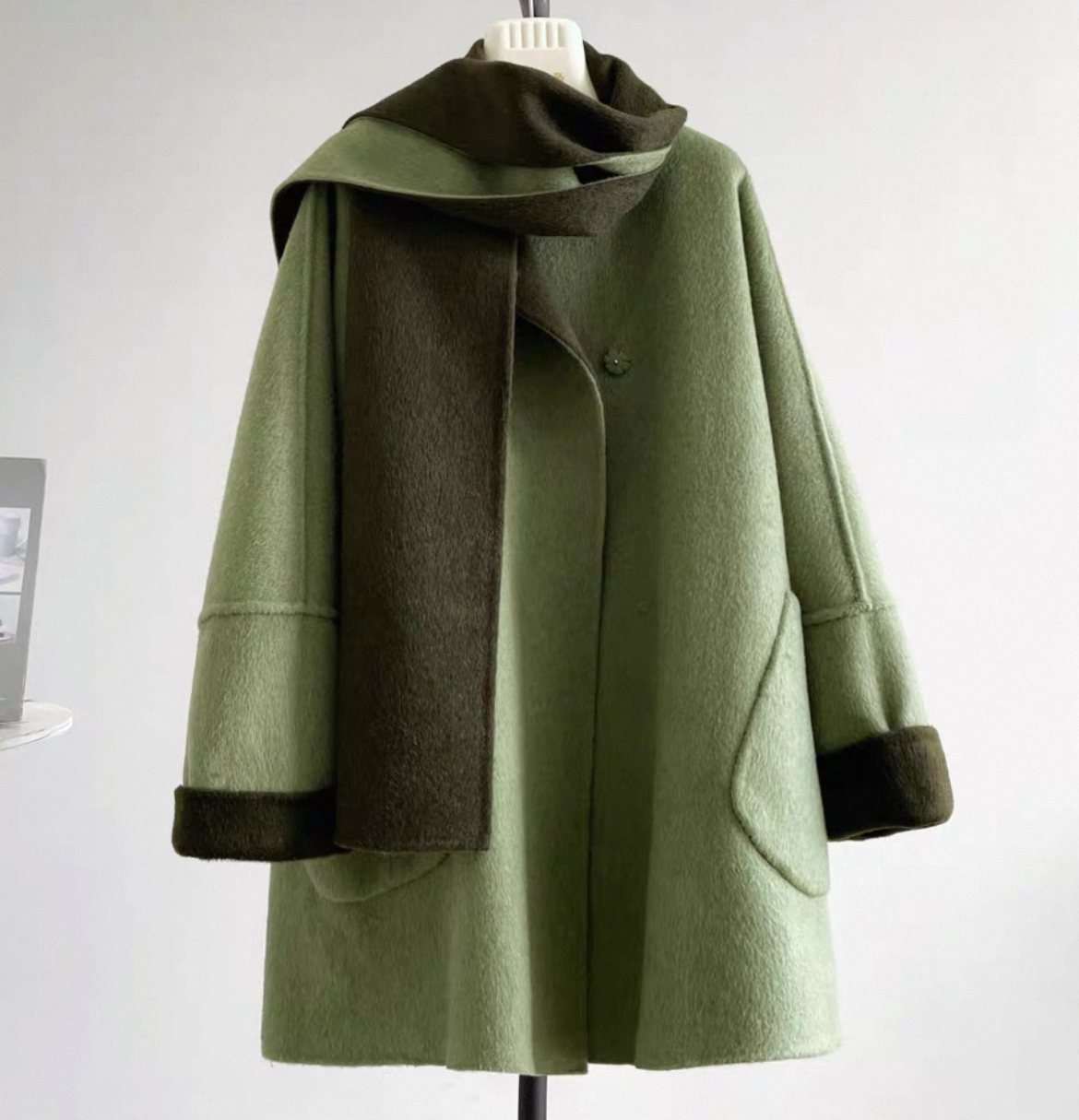 保温力高い大人の羊毛（ウール）コート、リバーシブル、防寒対策、保温力高い大人の冬コート、羊毛（ウール）70%、冬支度新作