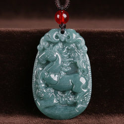 再入荷 天然翡翠 Aランク 馬 午年 ネックレス メンズ 干支 ギフト 2026