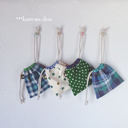 ゆゆ。パッチワーク巾着袋　（グリーン系) ゆゆ様専用。パッチワーク巾着袋 （グリーン系)