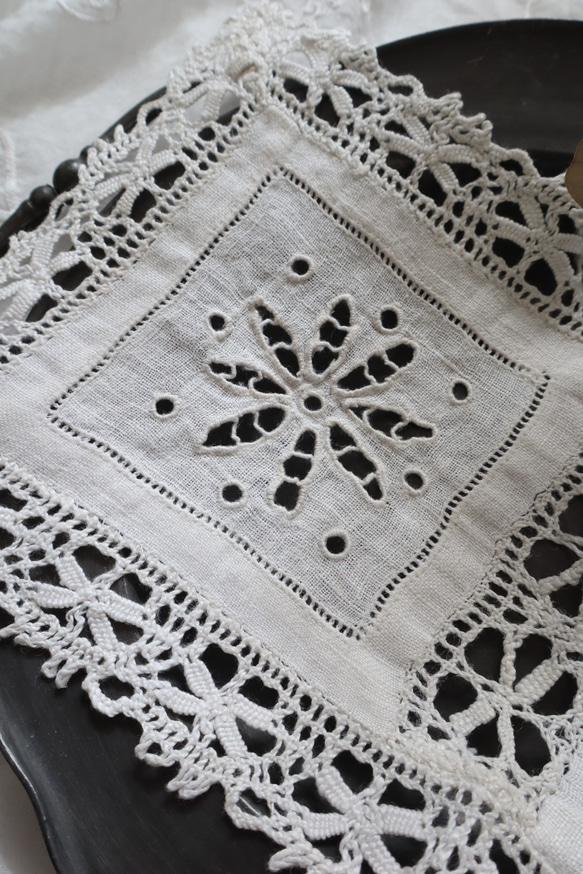 soldフランス 29×16㎝ アンティークレースドイリー B973 5枚目の画像