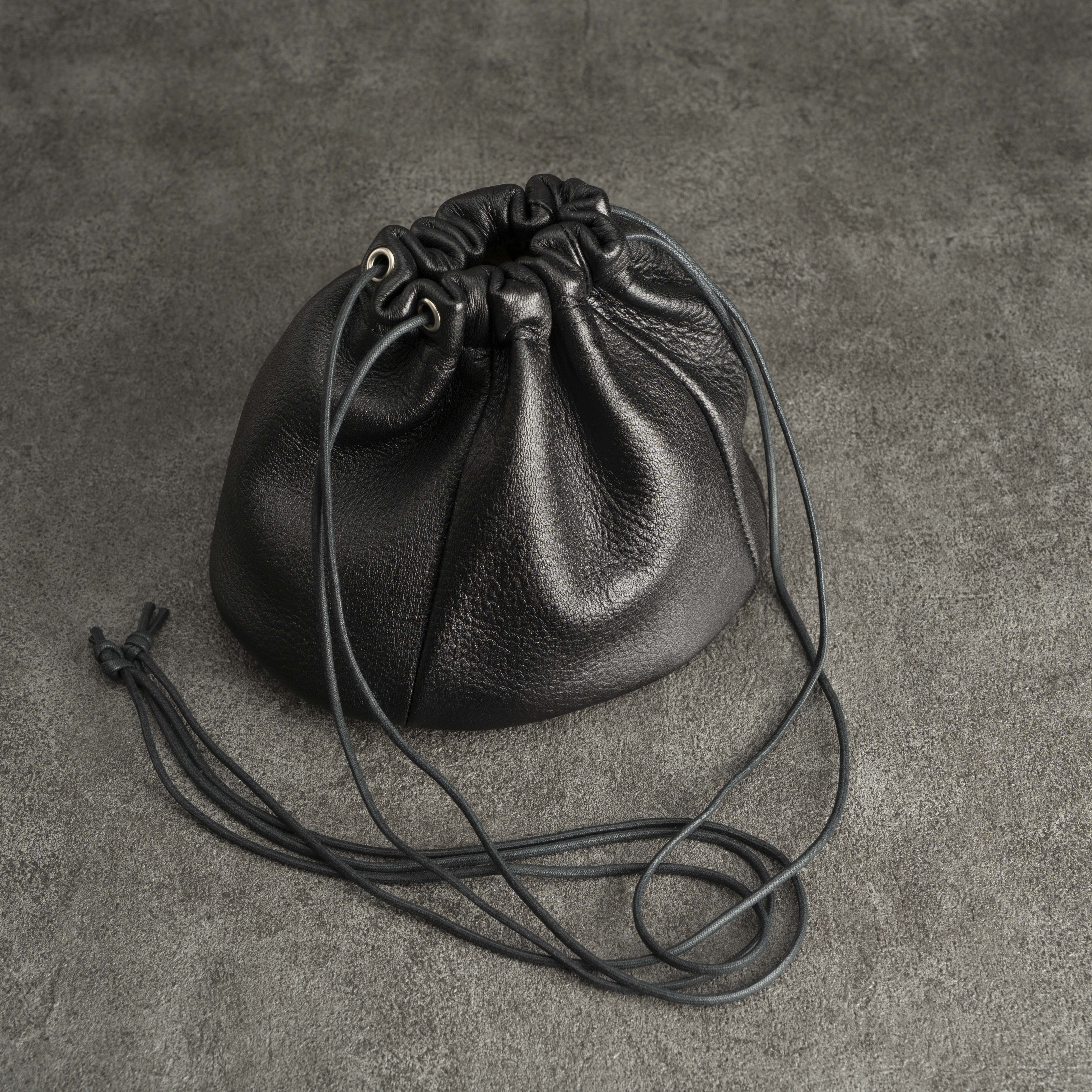 鹿革のミニ巾着バッグ | 柔らかい　軽量