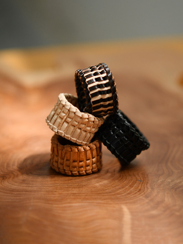 レザーリング ＜太＞ leather ring bold 軽量 金属アレルギー