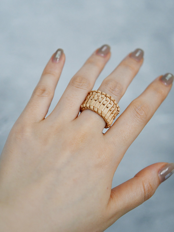 レザーリング ＜太＞ leather ring bold 軽量 金属アレルギー