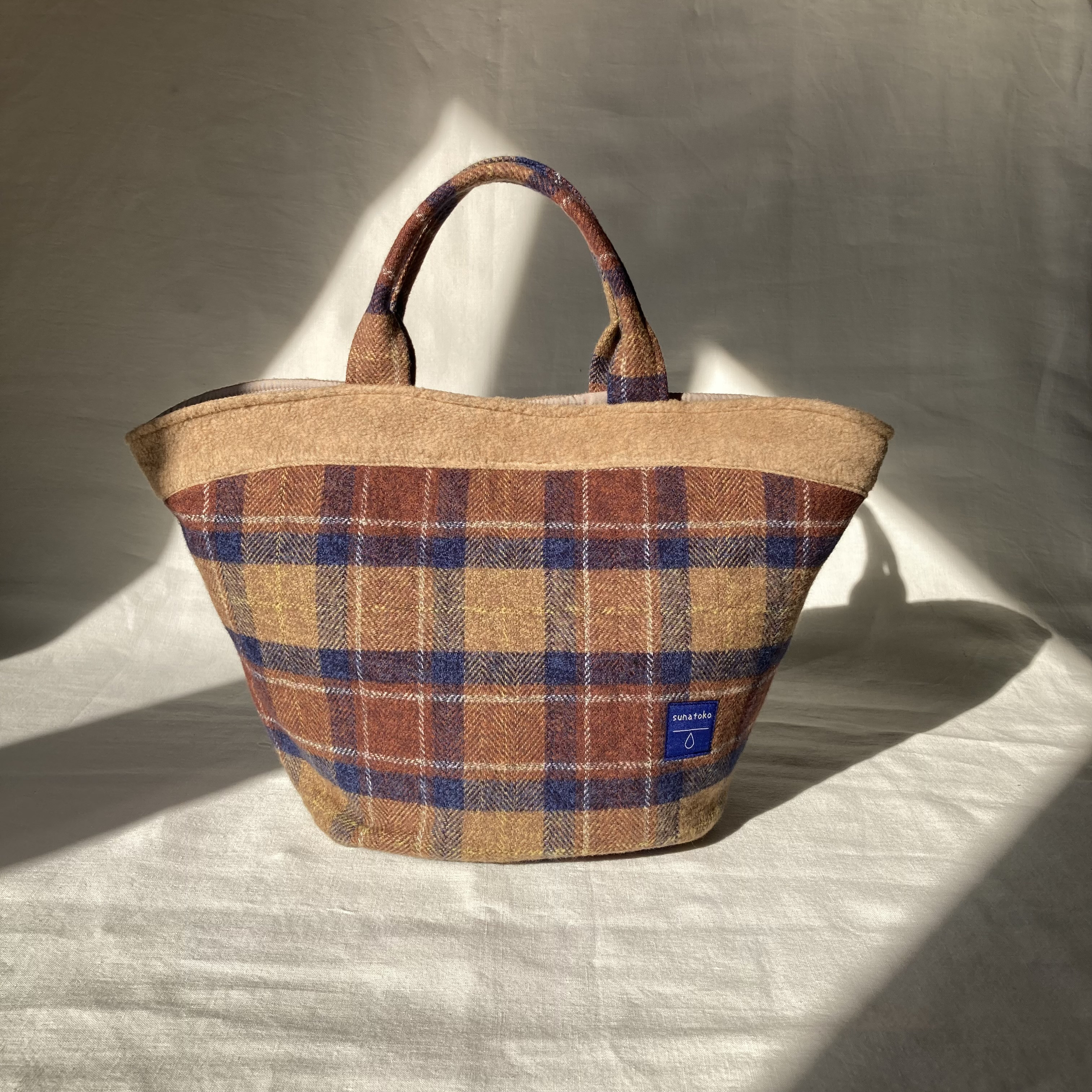 ほっこりチェック柄のコットンツイードで作ったトートバッグ/やさしい風合いでお出掛け・普段使いに