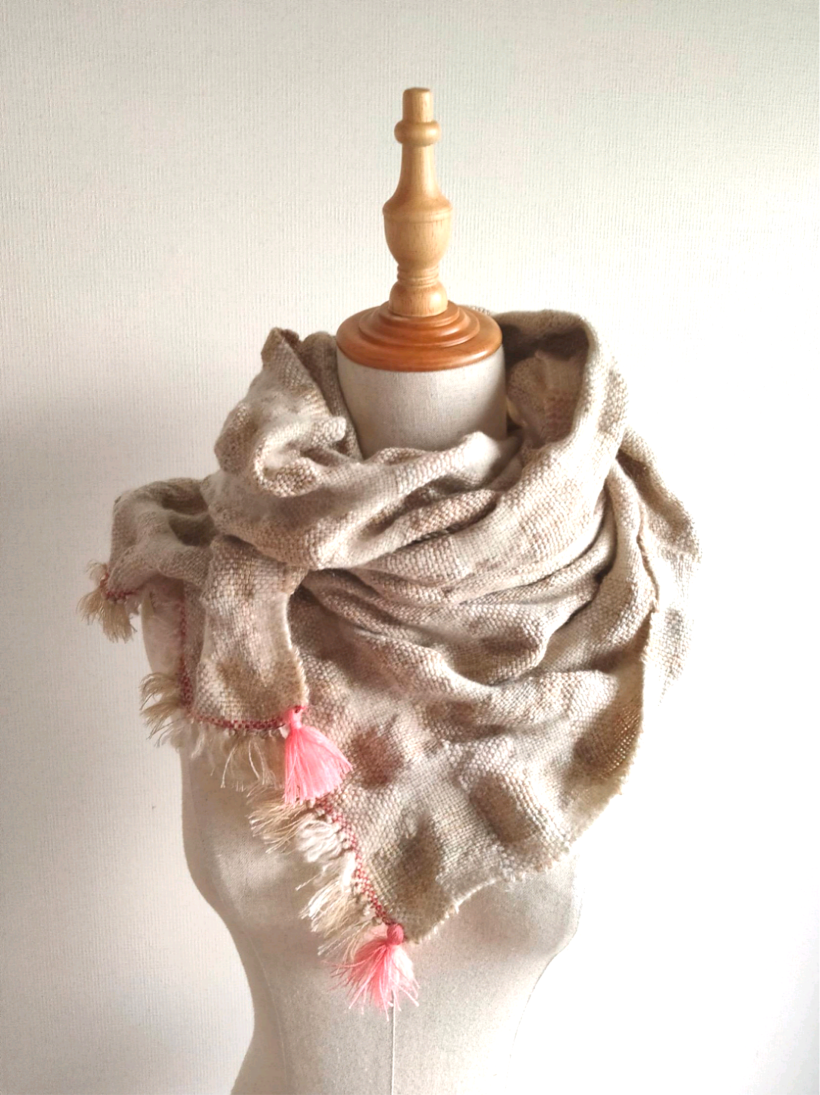 チャイティーラテの色　ウールをぎゅっと、ぽこぽこストール