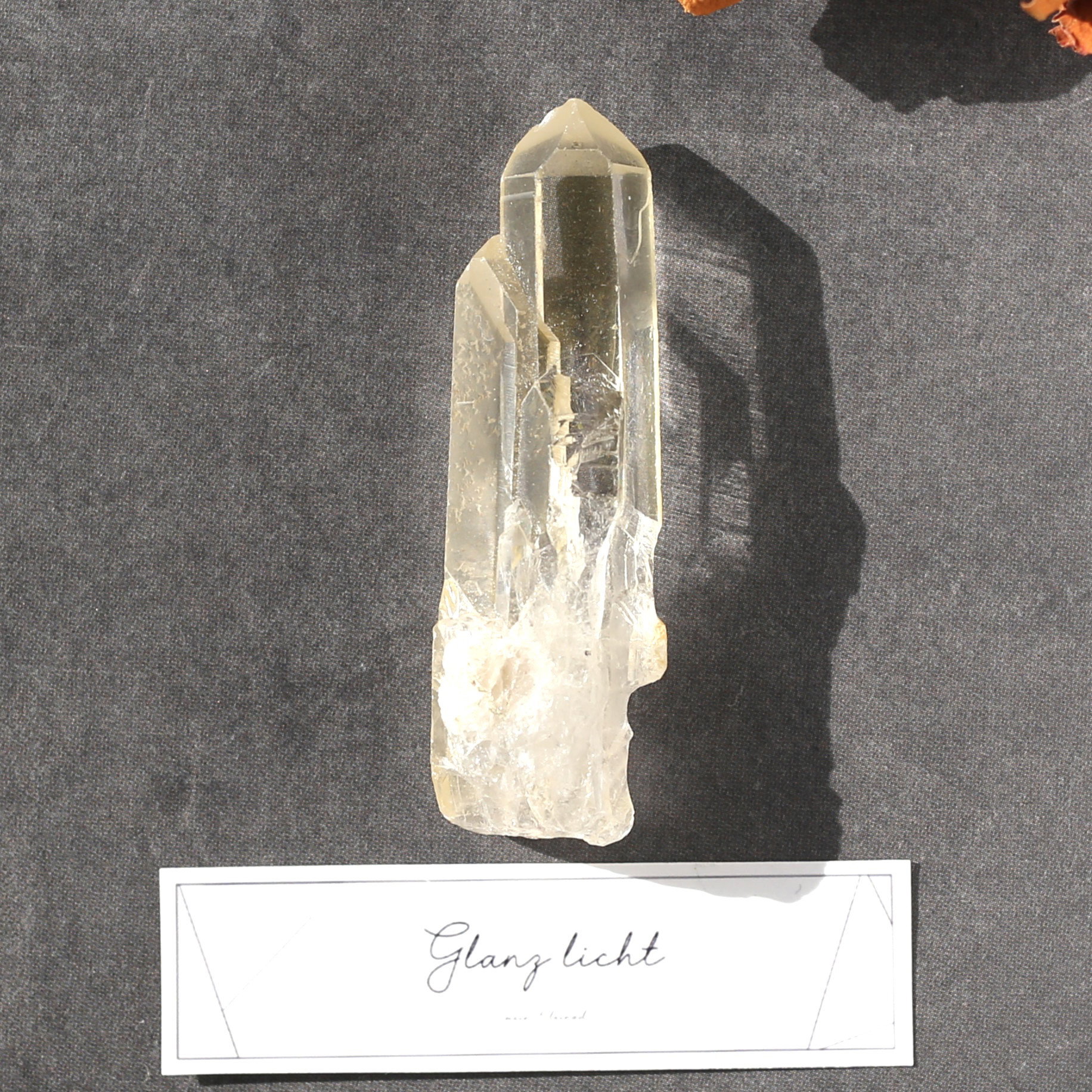 ゴールデンヒーラー クォーツ 原石 水晶 鉱物 希少石 天然石