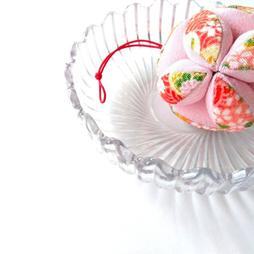 ちりめん細工 七宝まり 手毬 1P 装飾 オーナメント 縮緬 手作り 逸品