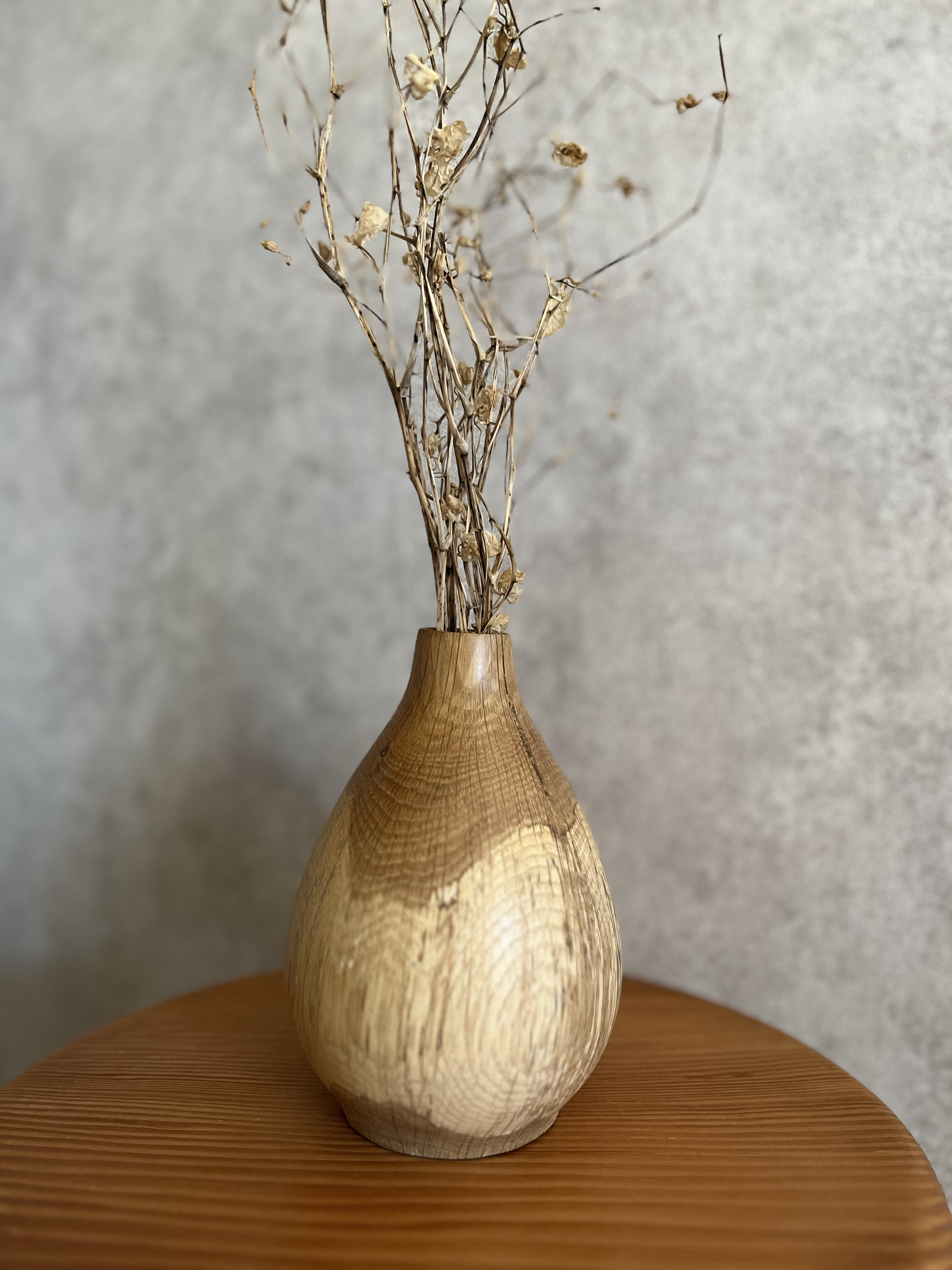 木目が美しい 花器