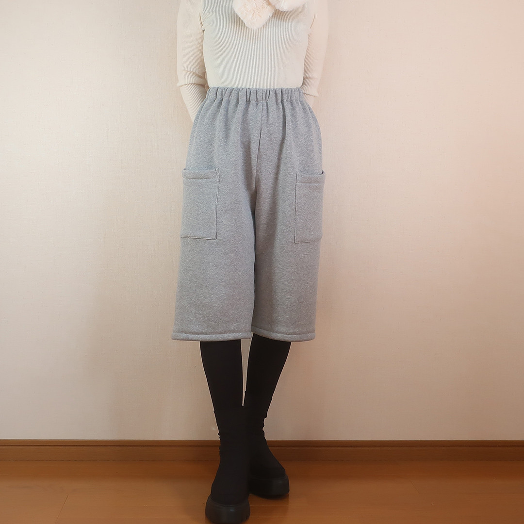 とろけるコットン裏起毛 防寒 アンダーにも ひざ下ハーフパンツ（裏起毛コットン／グレー）