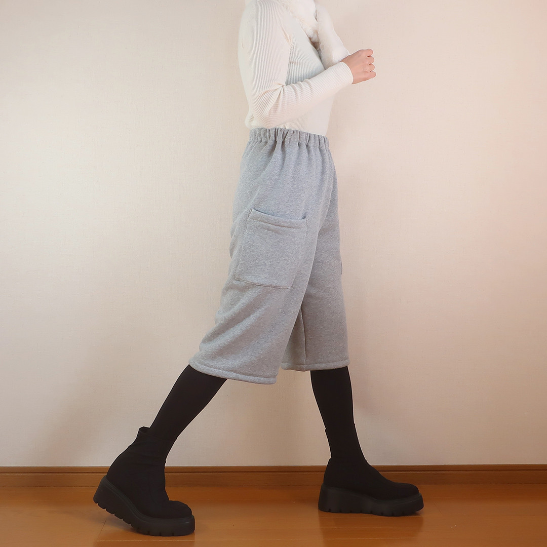 とろけるコットン裏起毛 防寒 アンダーにも ひざ下ハーフパンツ（裏起毛コットン／グレー）