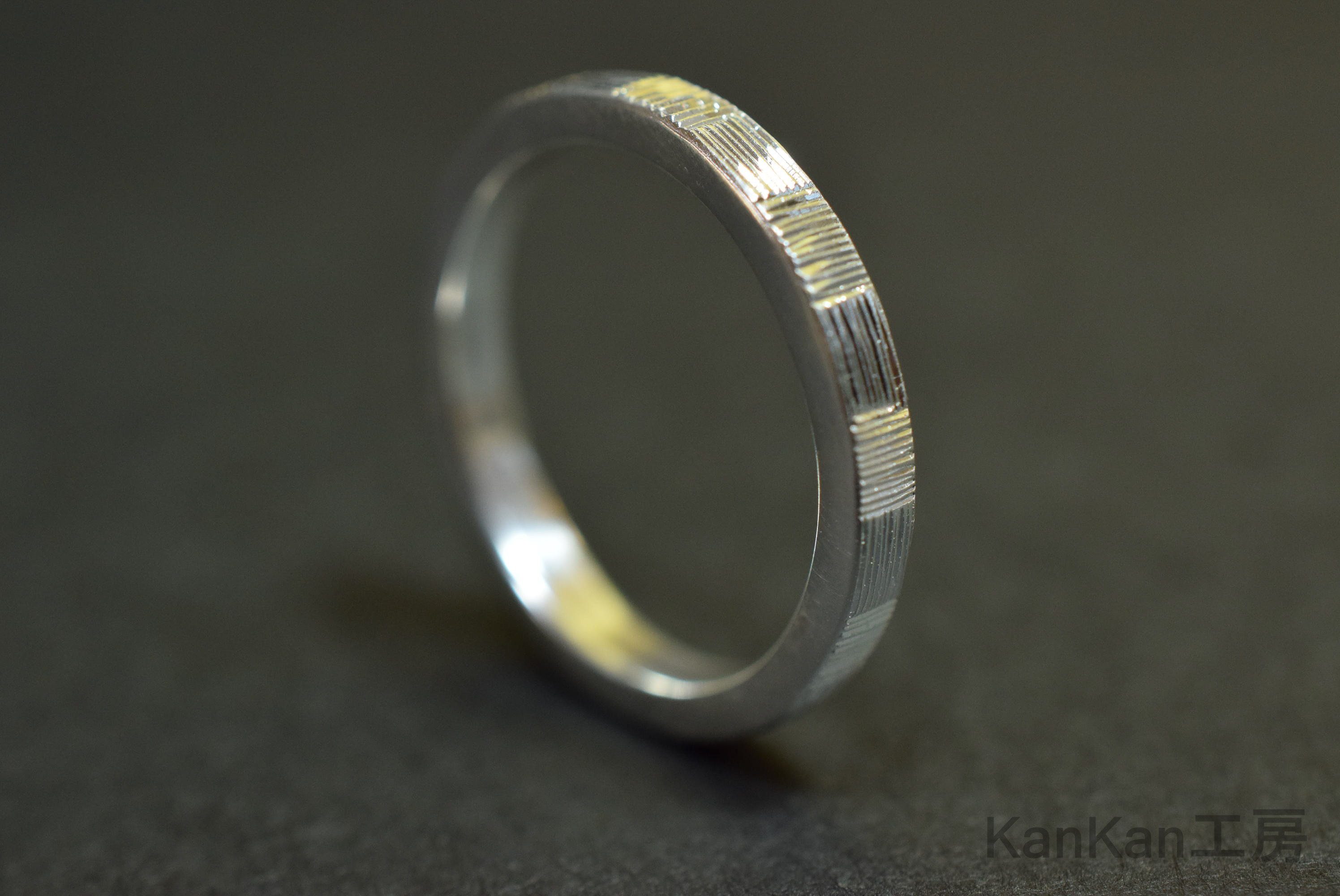 SVリング｜市松・1列｜平打ち・幅(約)2.5㎜