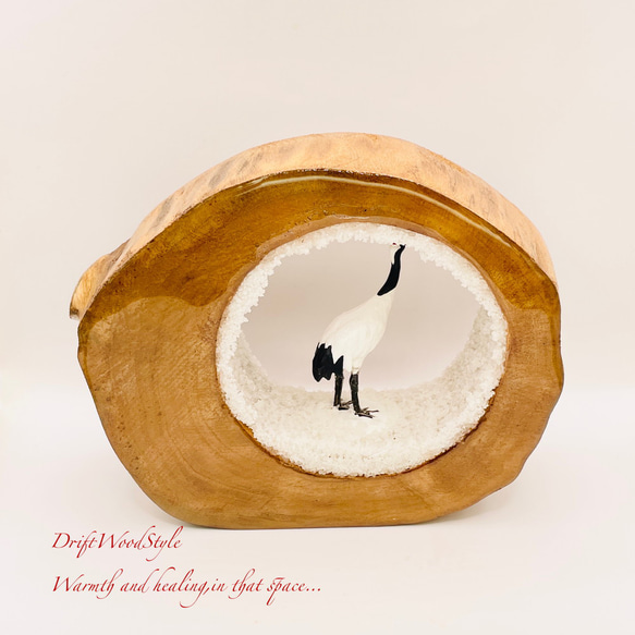 一つ限りの流木アート 雪原のタンチョウ 鶴のジオラマ レジンアート N2 6枚目の画像