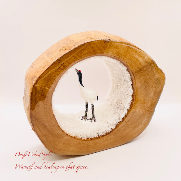 一つ限りの流木アート 雪原のタンチョウ 鶴のジオラマ レジンアート N2 3枚目の画像