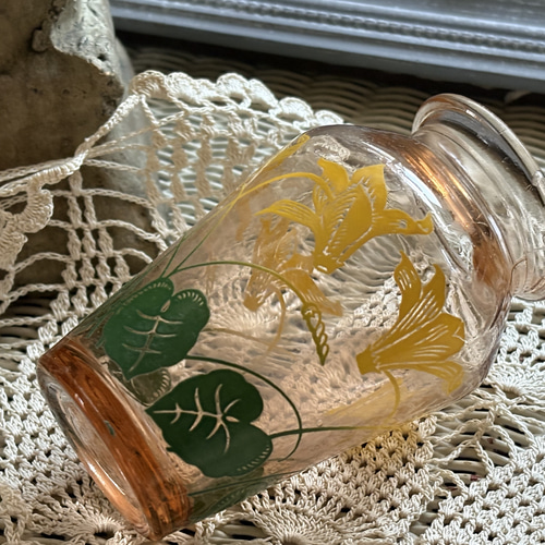 フランスアンティーク 小さなフラワーベース ピンクガラス 1950年代