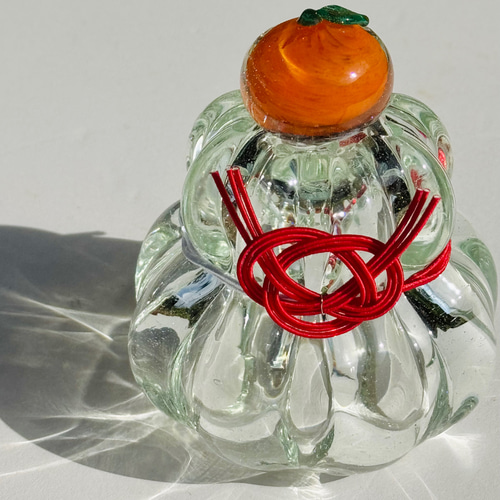 new!》一輪挿しになる‼︎2way花咲く琉球ガラスの鏡餅・モール餅タイプ