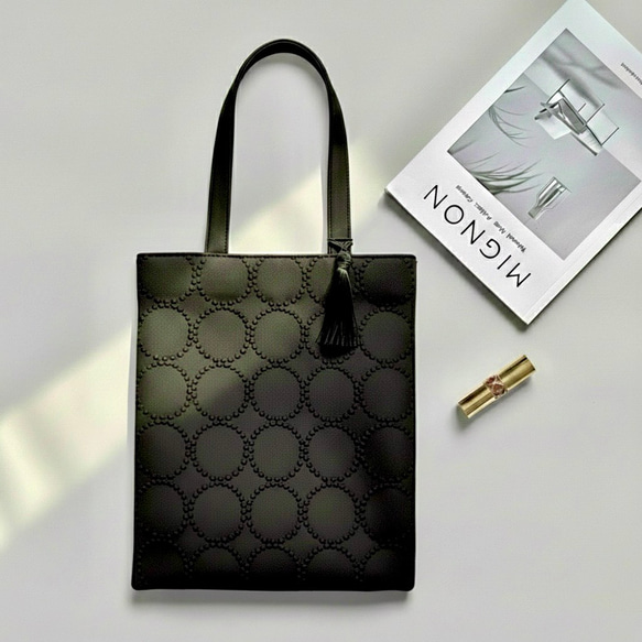 ミナペルホネン/タンバリンdop生地と帆布のスリムトートバッグ