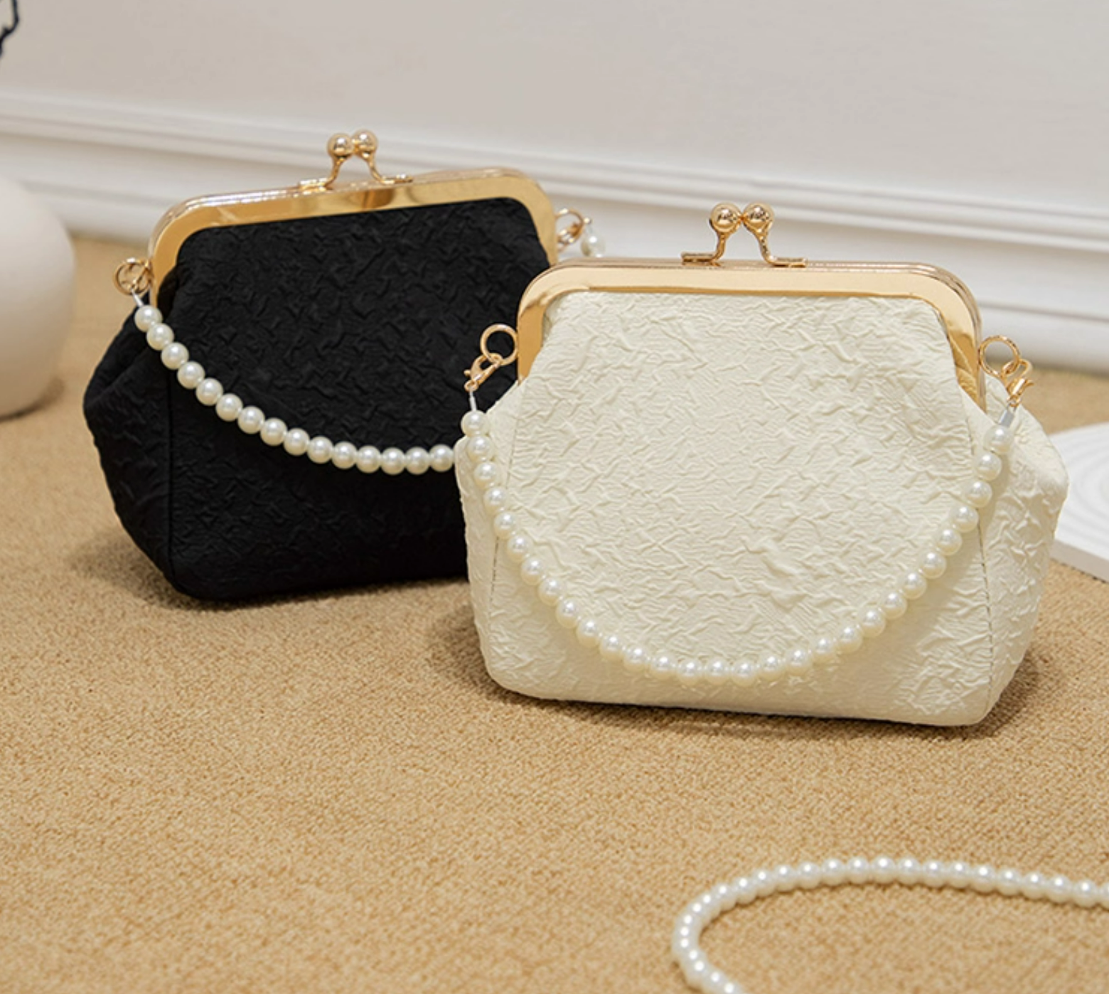 ♡クラッチバッグ　可愛いパーティーバッグ9～14日届け送料込み