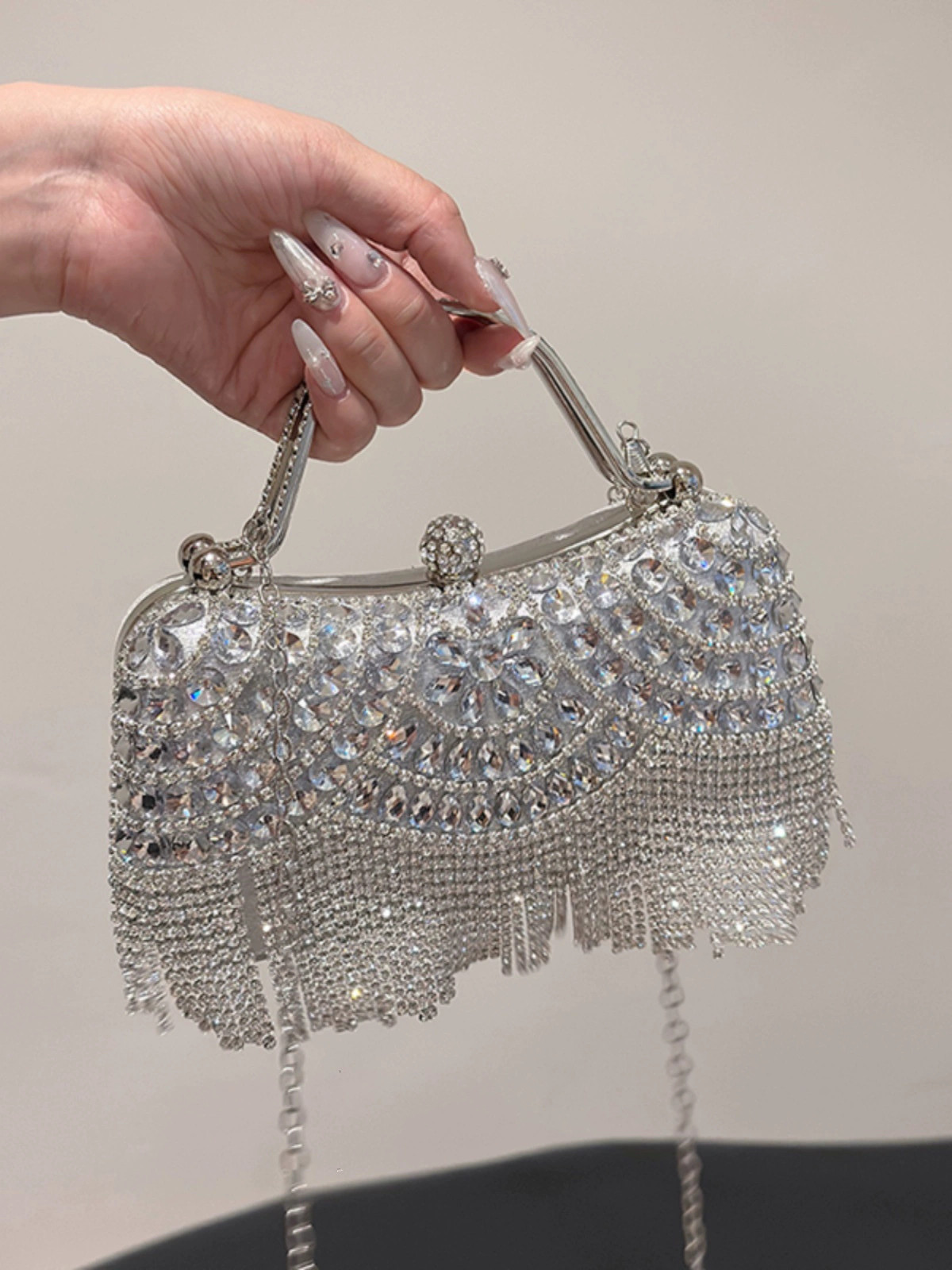 ♡クラッチバッグ　可愛いパーティーバッグ9～14日届け送料込み