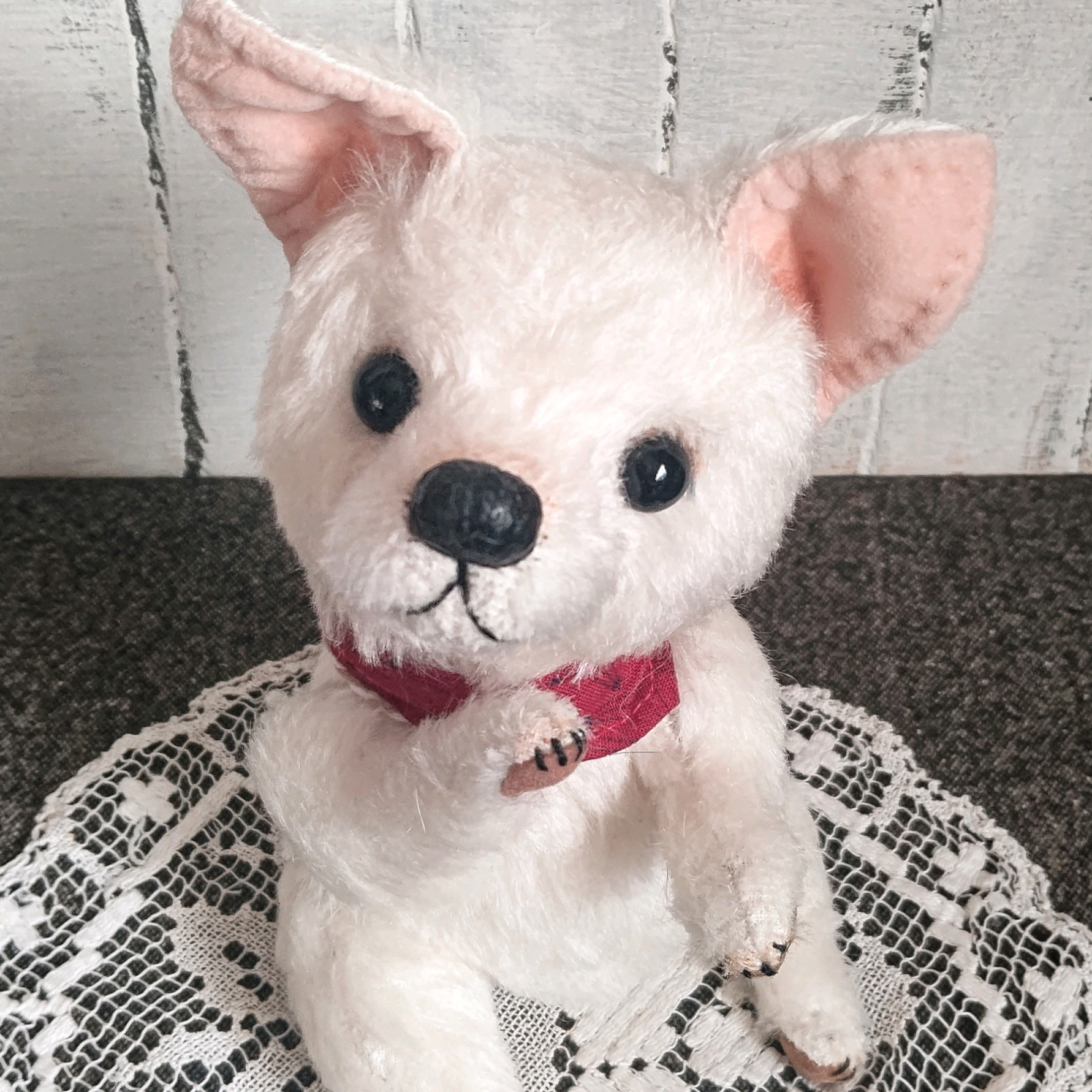 チワワ（白）／ テディベアタイプの犬のぬいぐるみ　約22.5cm