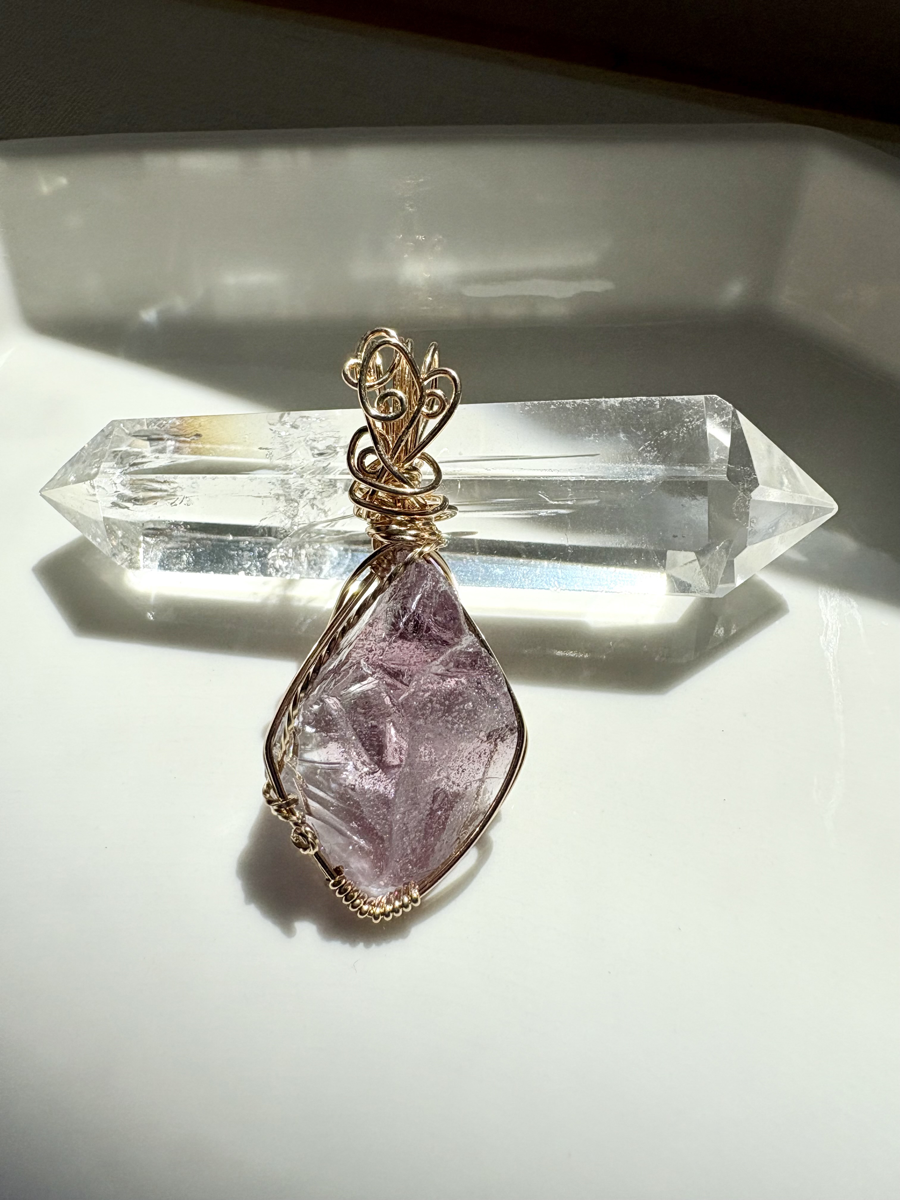 アンダラクリスタル　ゾブリンアメシスト・シーフォーム