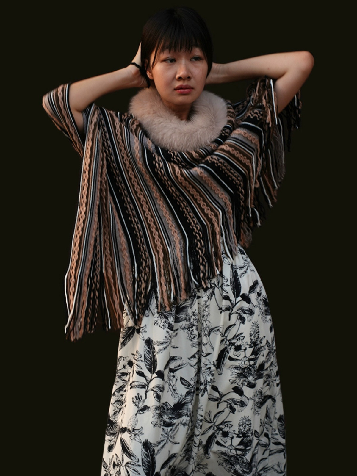 秋冬 ケープ 肩掛け​​​ フリンジ 本狐毛 もこもこ あったかい 肩飾り アクセサリー ウェディングドレス HL937