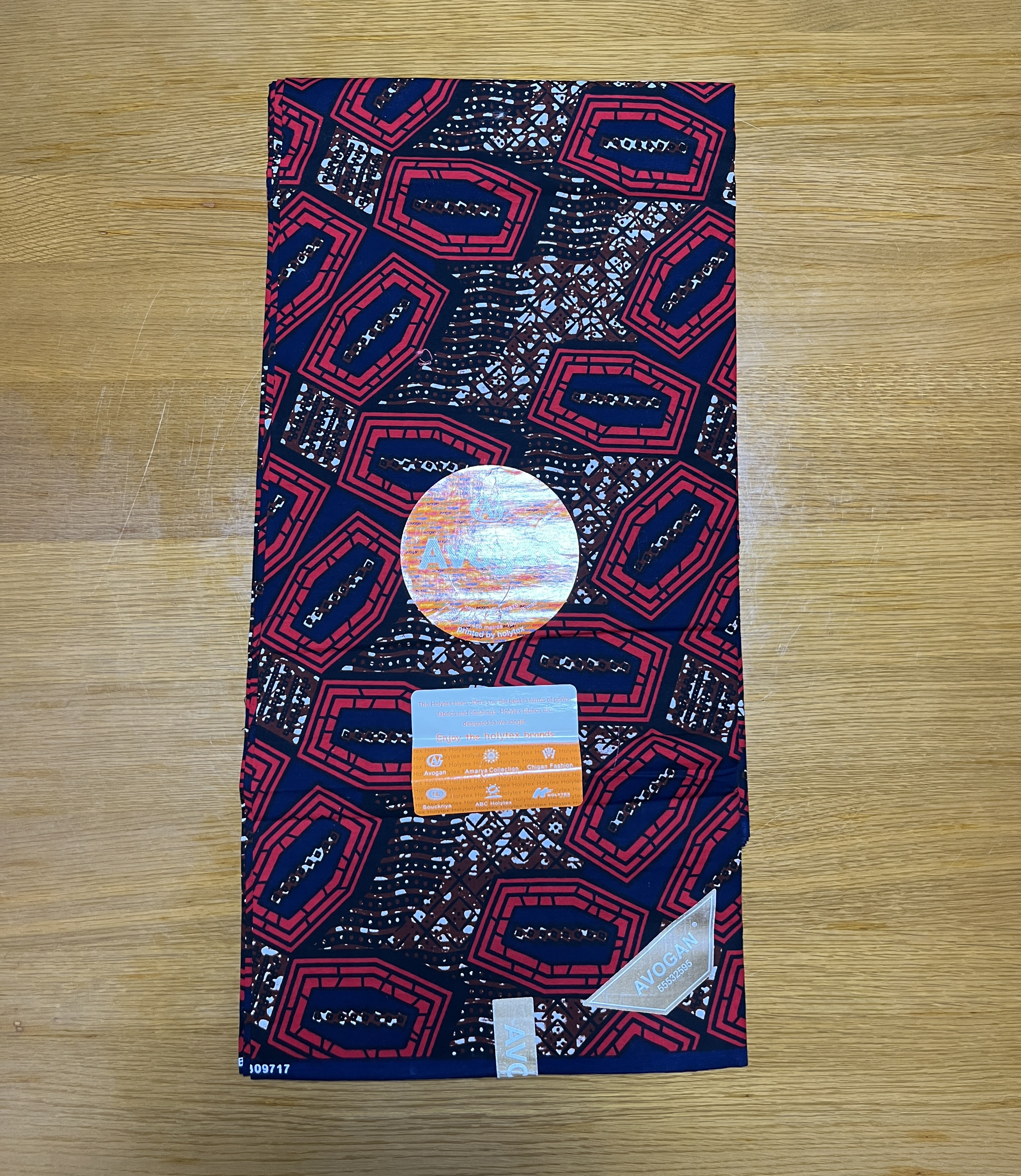 【アフリカ布】キテンゲ ワックスプリント バティック コットン柄 6ヤード