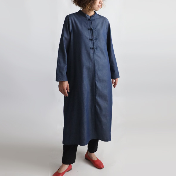 春うららＳＡＬＥ　１２０cm　甘織デニム　 花ボタン　すっぽりかぶるだけ ロング　ワンピースゆったりインディゴB21