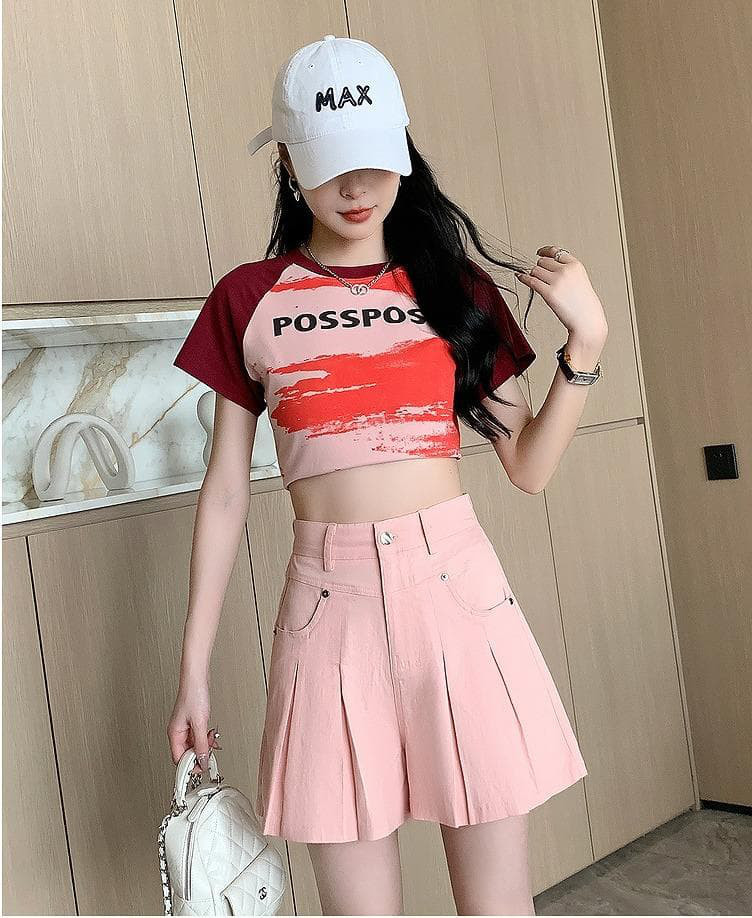 大きいサイズ レディース ショートパンツ　デニム　春夏 秋 新品 プリーツ