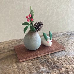 ＼年内は12月26日が最終発送／ 9962.bud 小さなお正月飾りと雪うさぎ 南天 4枚目の画像