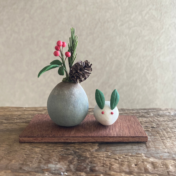 ＼年内は12月26日が最終発送／ 9962.bud 小さなお正月飾りと雪うさぎ 南天 1枚目の画像