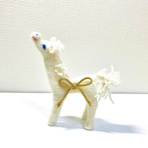 干支の置物 午年 馬 白い馬 令和8年2026年 羊毛フェルト お正月 馬