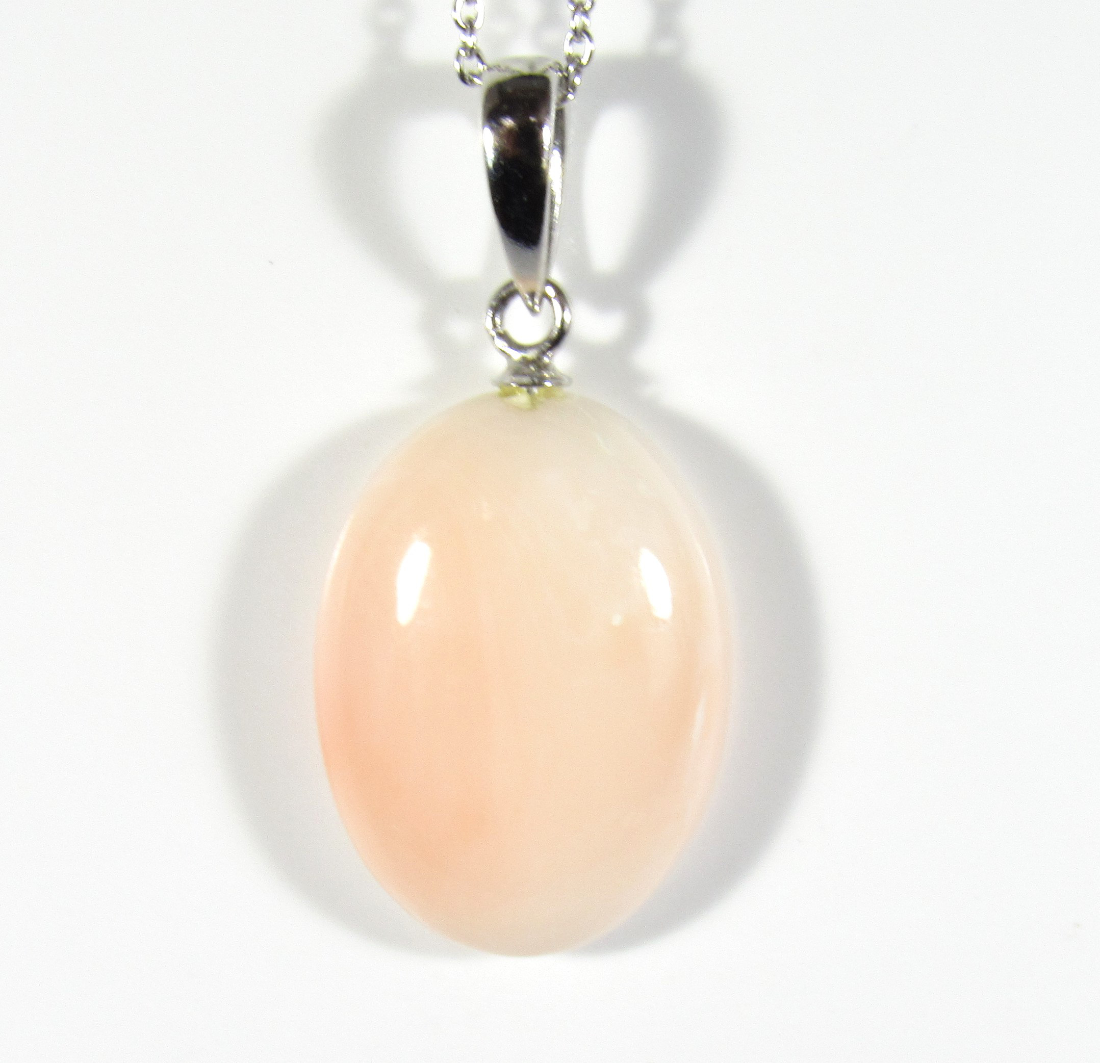 宝石珊瑚　さんご　オオバルペンダント　ネックレス　アクセサリー・ ジュエリ－ 　IMG－1716